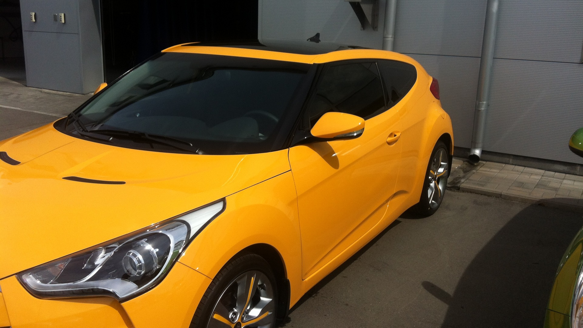 Hyundai Veloster (1G) 1.6 бензиновый 2012 | Желтый Лобстер на DRIVE2