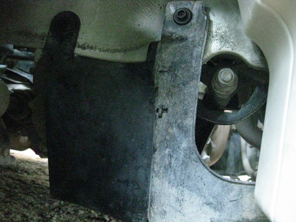 Установка недостающего пыльника двигателя — Honda Integra (DB6-DB9), 1 ...