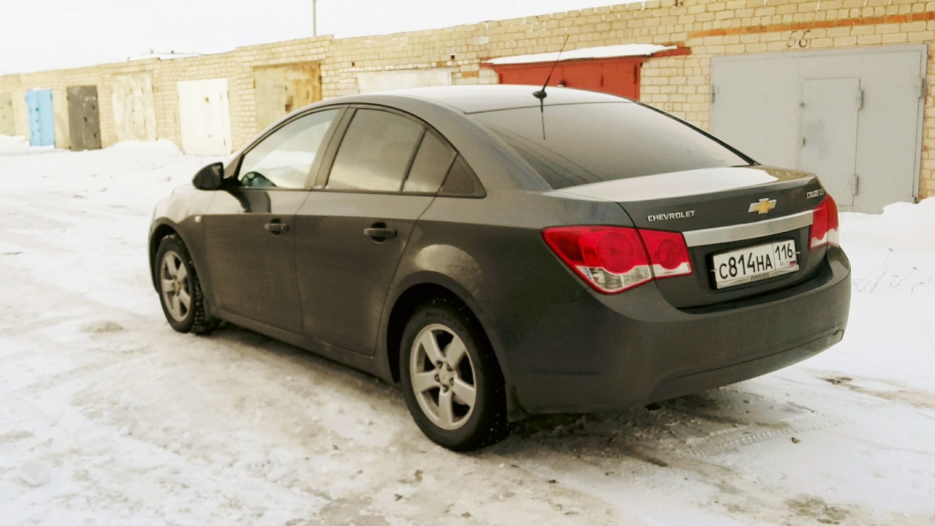 chevrolet cruze серый