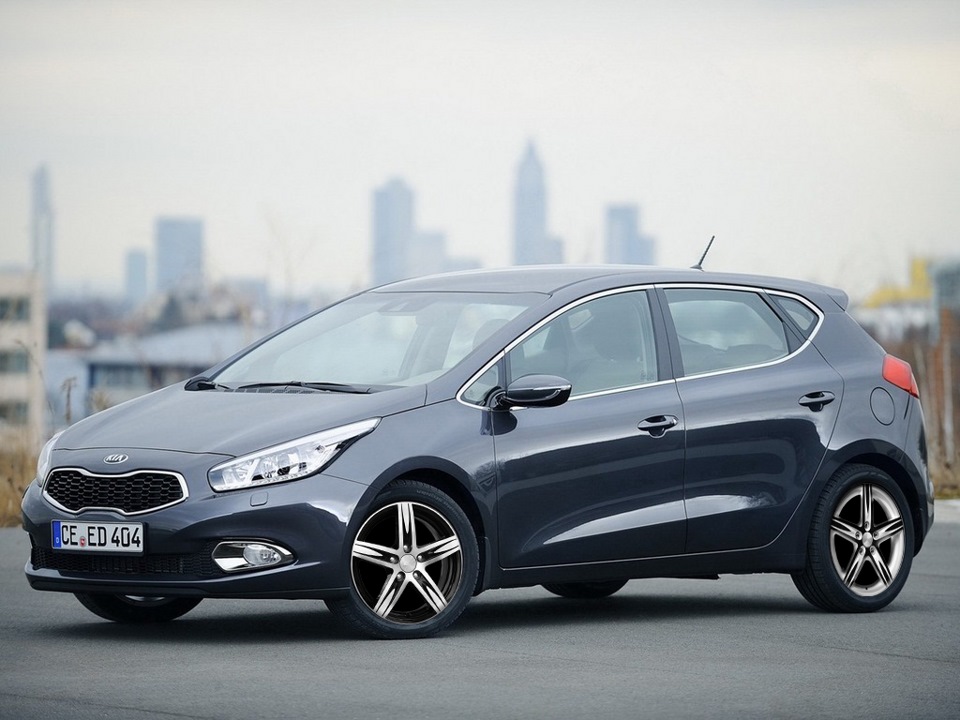 Kia Ceed седан 2015