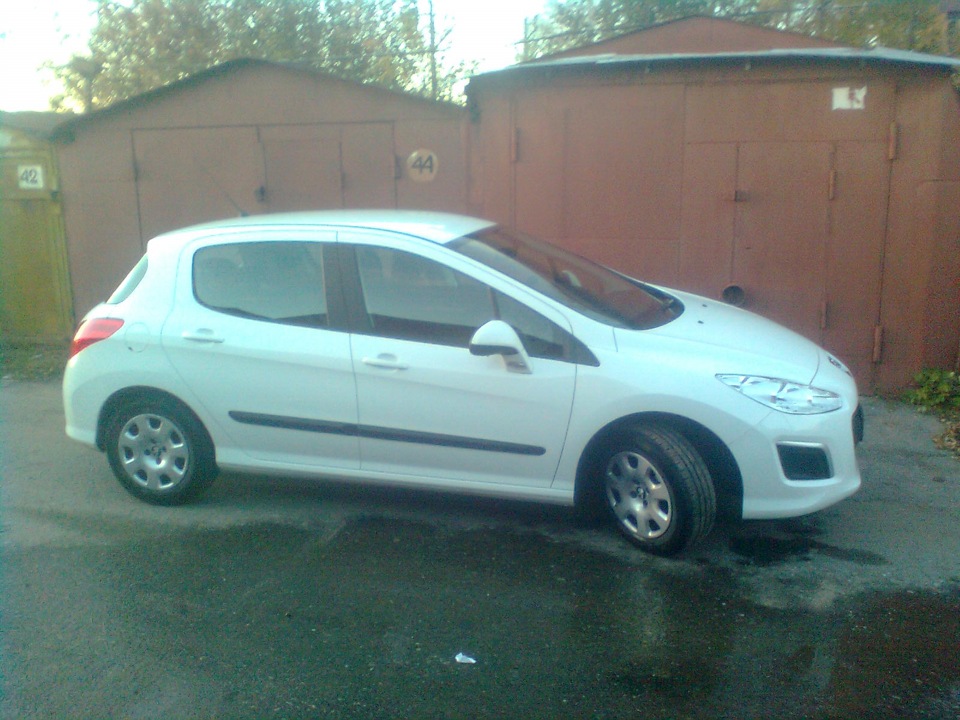 Очиститель от битумных пятен — Peugeot 308 (1G), 1,6 л, 2012 года ...