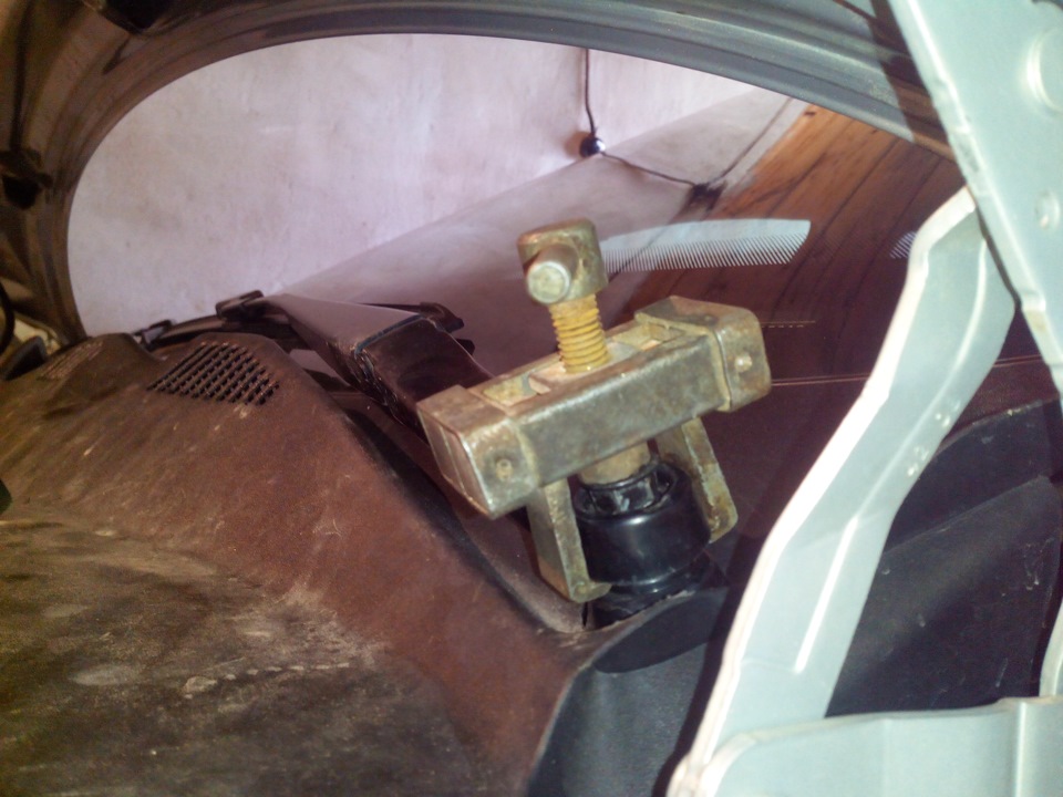 Фото в бортжурнале Volkswagen Passat Variant (B6)