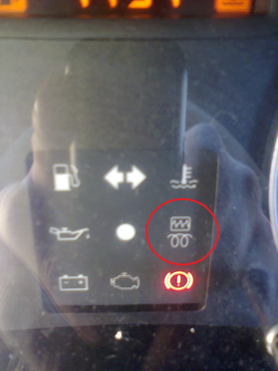 ЧТО ЭТО? — Renault Sandero 1G, 1,6 л, 2010 года | наблюдение | DRIVE2