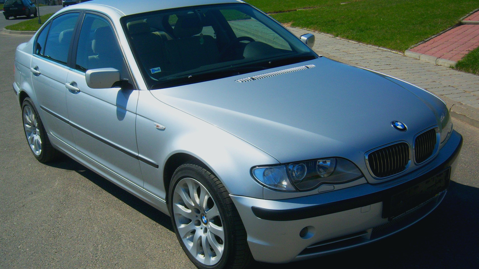 Купить б/у BMW 3 серии IV (E46) Рестайлинг 325i 2.5 MT (192 л.с.) бензин механик