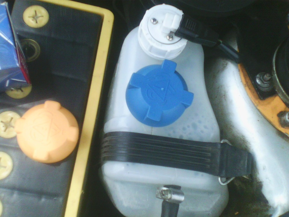 клапан бачка охлаждающей жидкости. пробка расширительного бачка лачетти. клапан бачка охлаждающей жидкости. чиним клапан расширительного бачка е70. нексия 16 клапанная пробка расширительного бачка.