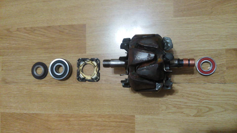 Якорь в разобранном виде. — Volkswagen Golf Mk4