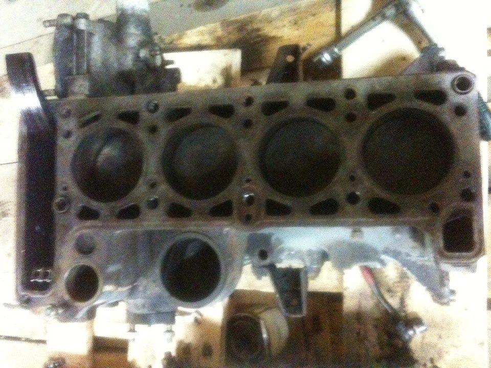 Начал перебирать двигатель — Lada 21051, 1,3 л., 1984 года | своими ...