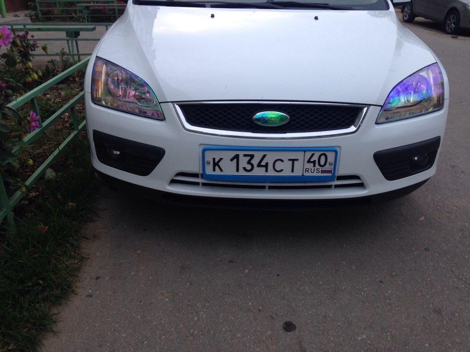 Тонировочка фар — Ford Focus Sedan II, 1,6 л, 2007 года | тюнинг | DRIVE2