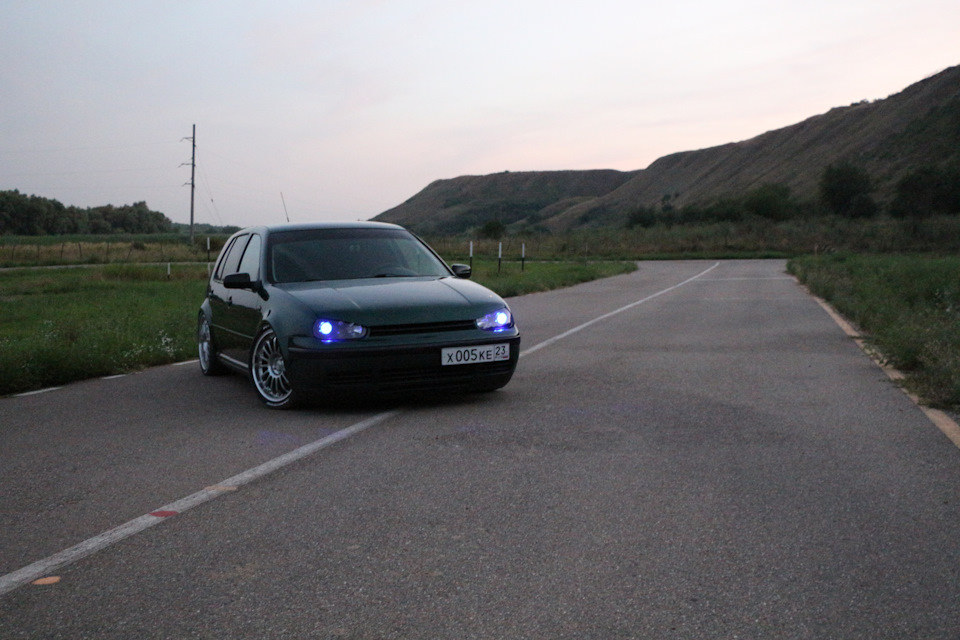 Фотки после окончания кузовных работ! — Volkswagen Golf Mk4, 1,6 л ...