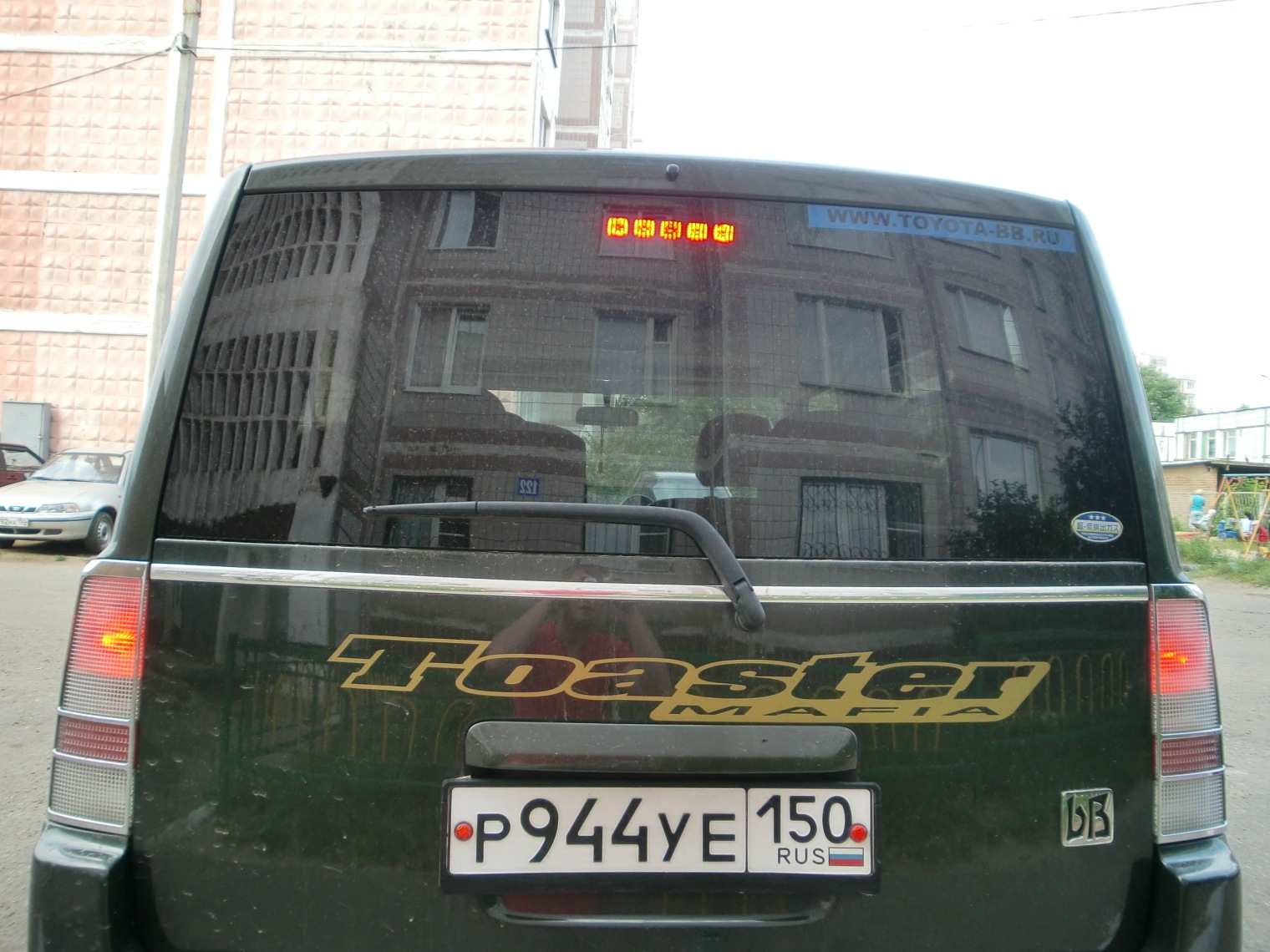     Toyota bB 15 2003 