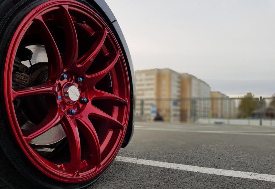 Red works. Диски work Kiwami r17 Red. Work Kiwami Candy Red r17. Диски CR-Kiwami Red work r18 5x114.3. Диски CR Kiwami r17.