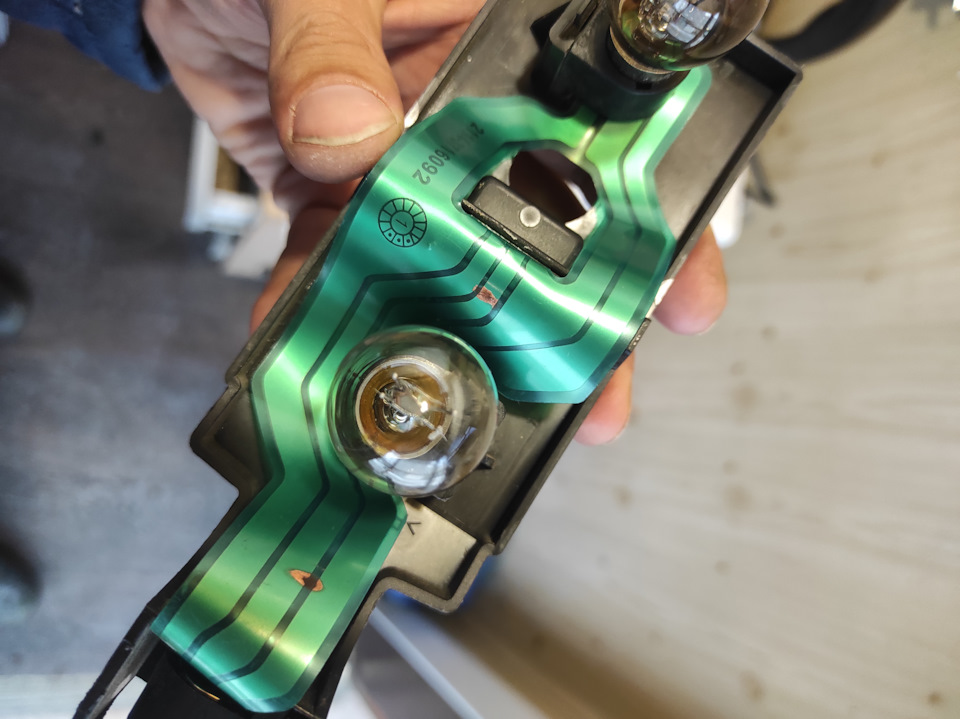 Горит предохранитель стеклоподъемника ваз 2115