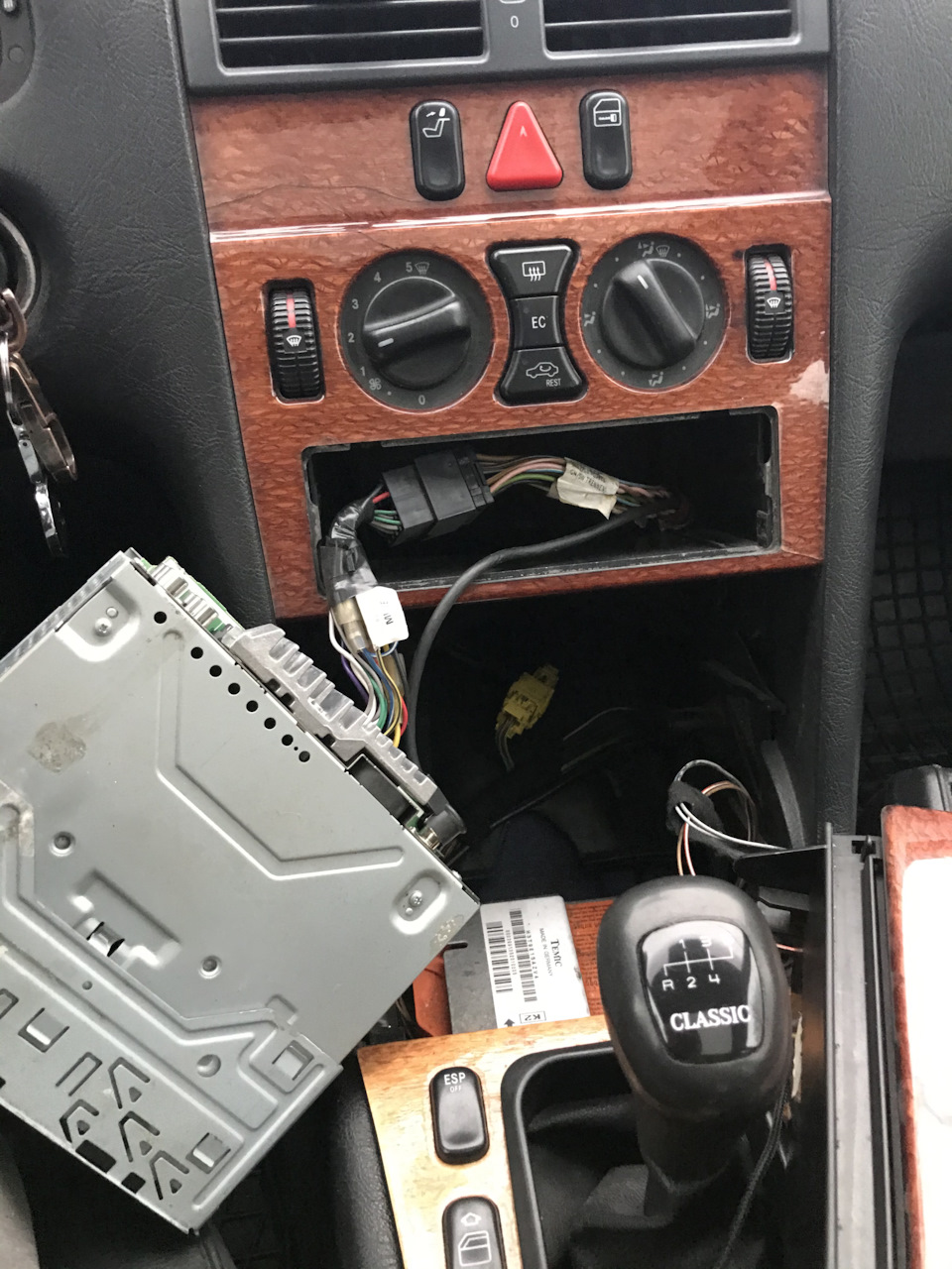 Замена климат-контроля печки, кнопки открытия багажника и джойстика ...