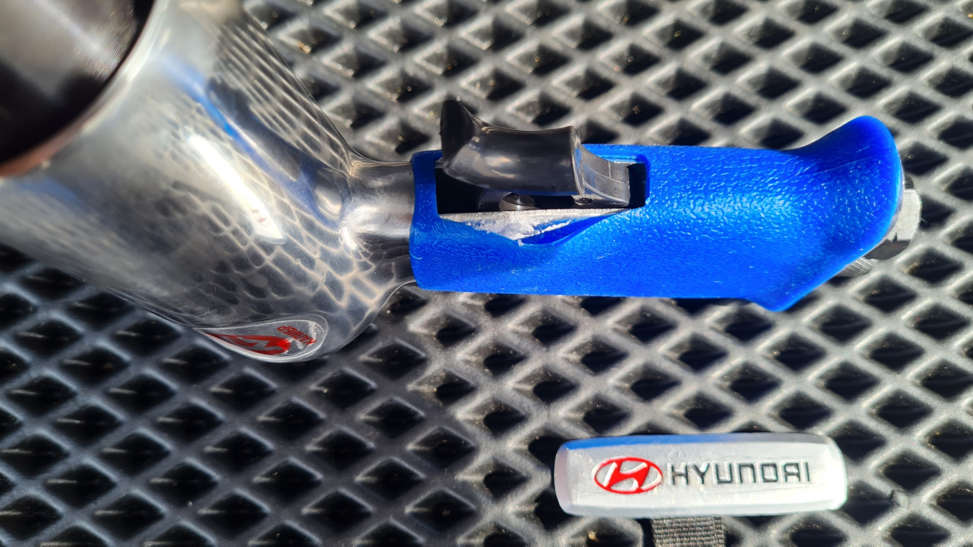 Пневматическое зубило Калибр ПНЗ-19/800 для замены сайлентблока балки ...