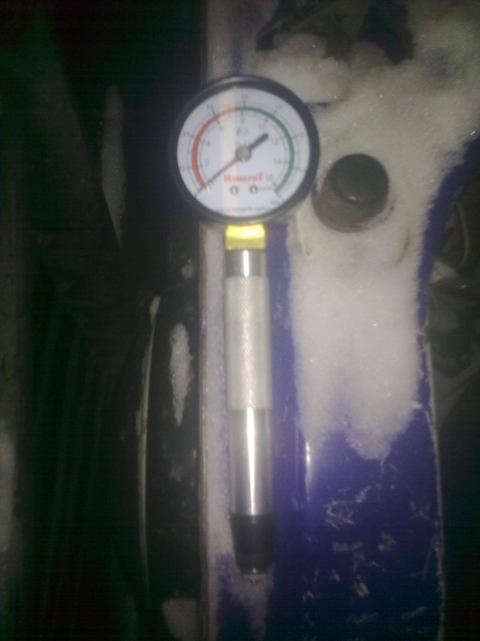 компрессия((((((( — УАЗ 3151, 2,5 л, 2002 года | плановое ТО | DRIVE2