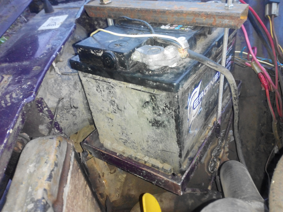 Площадка Под Аккумулятор Ваз 2105 Фото Цена – Telegraph