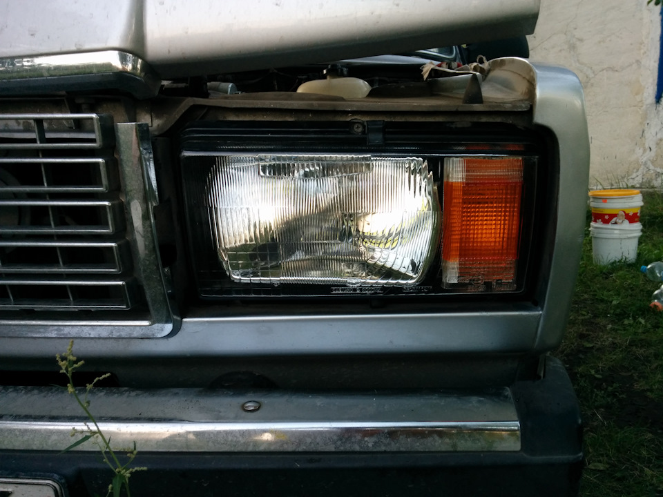 Колодки AMP Superseal на зад. фары, краны слива ОЖ и переклейка фары ...