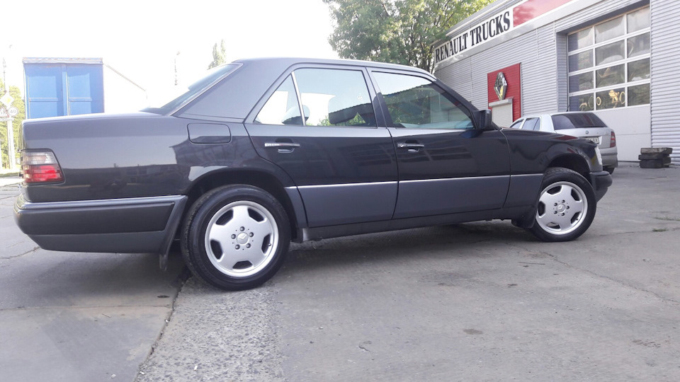 Электрик На СТО официальных дилеров RENAULT / VOLVO — Mercedes-Benz E ...