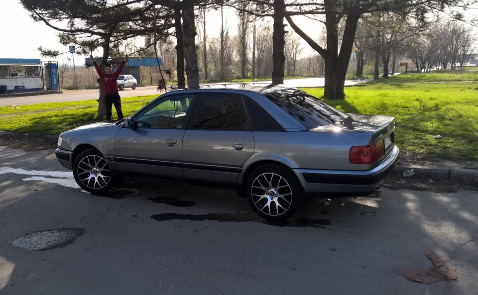 Фото в бортжурнале Audi 100 (C4)