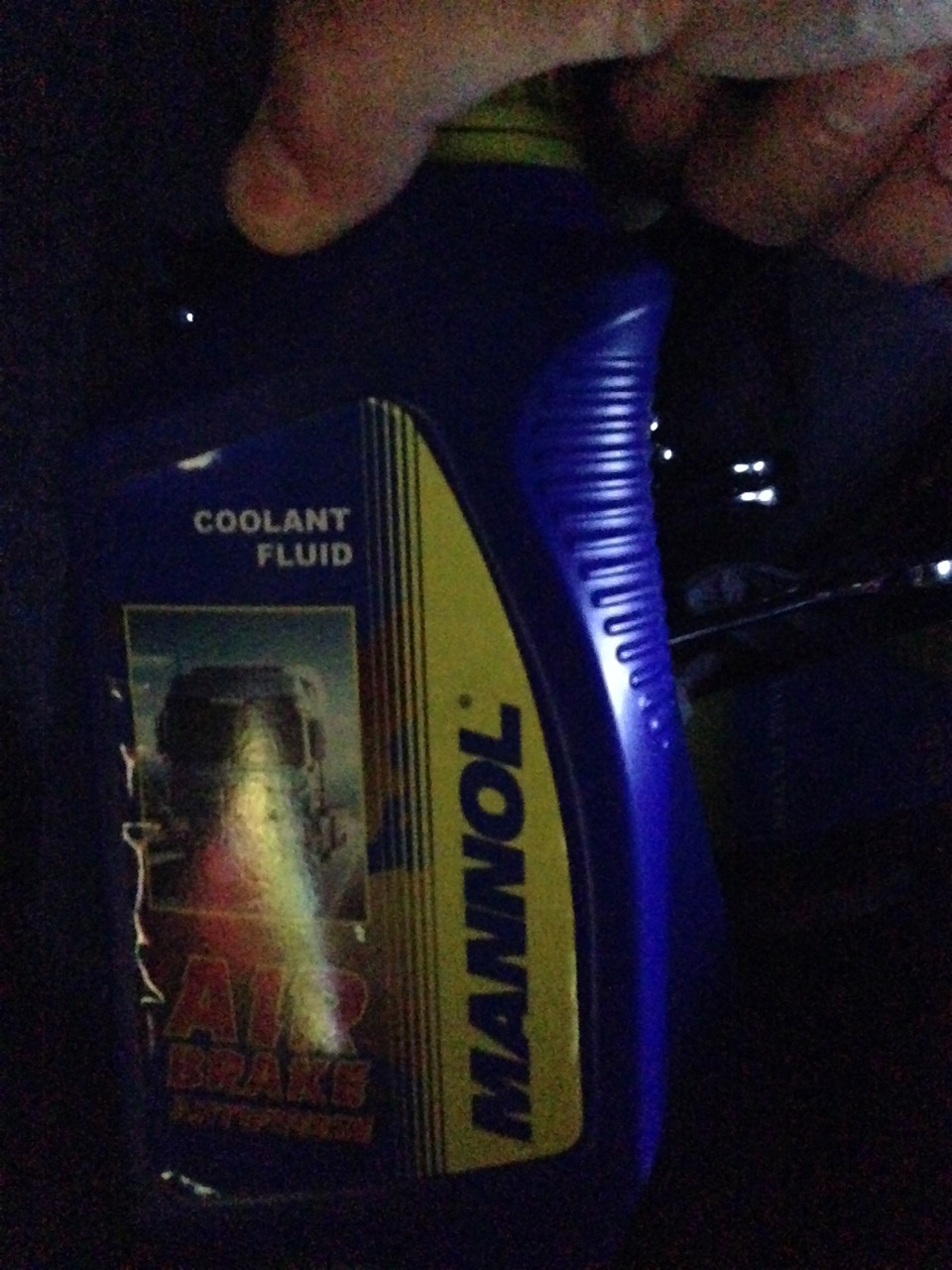 Антифриз для пневмо — Lada Приора седан, 1,6 л, 2012 года | наблюдение ...