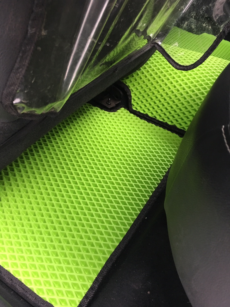 Создай себе настроение сам) — Renault Fluence, 1,6 л, 2012 года ...