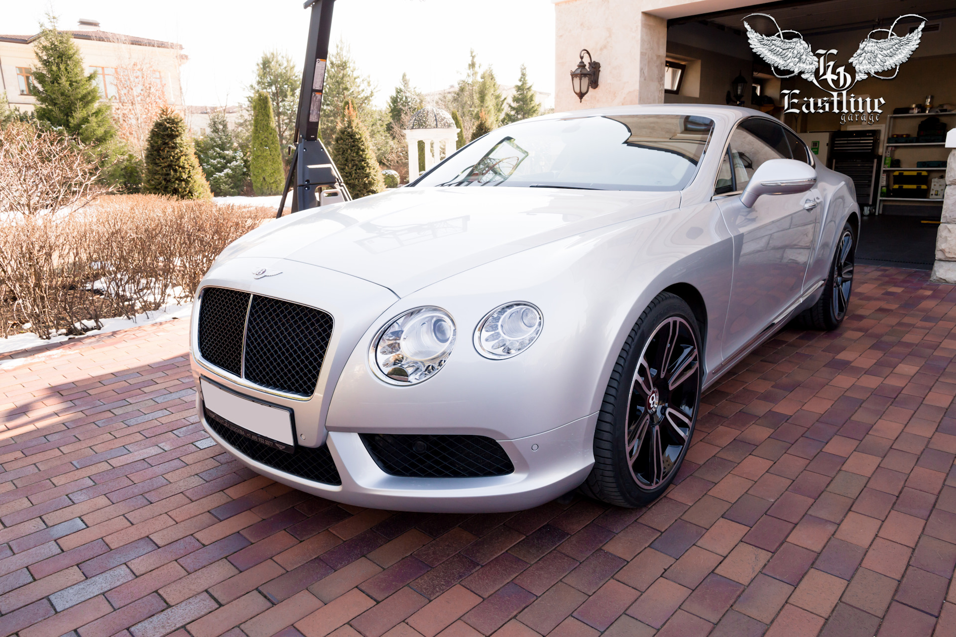 Bentley Continental GT пошив комплекта эксклюзивных ковриков из экокожи в  салон — Eastline-Garage на DRIVE2