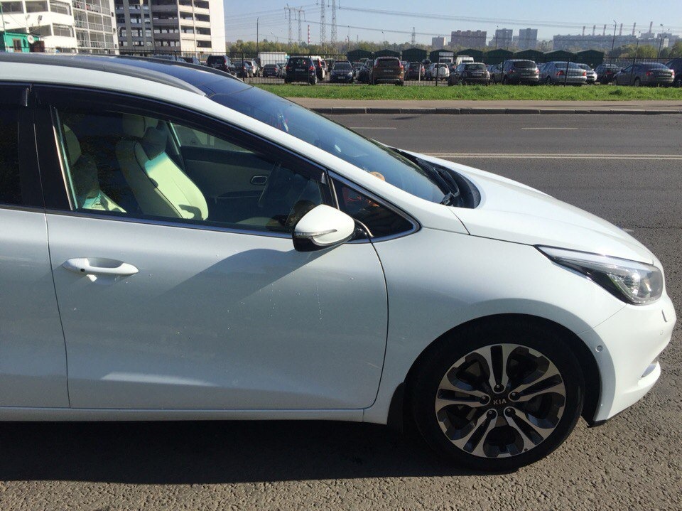 Фото в бортжурнале KIA Ceed SW (2G)