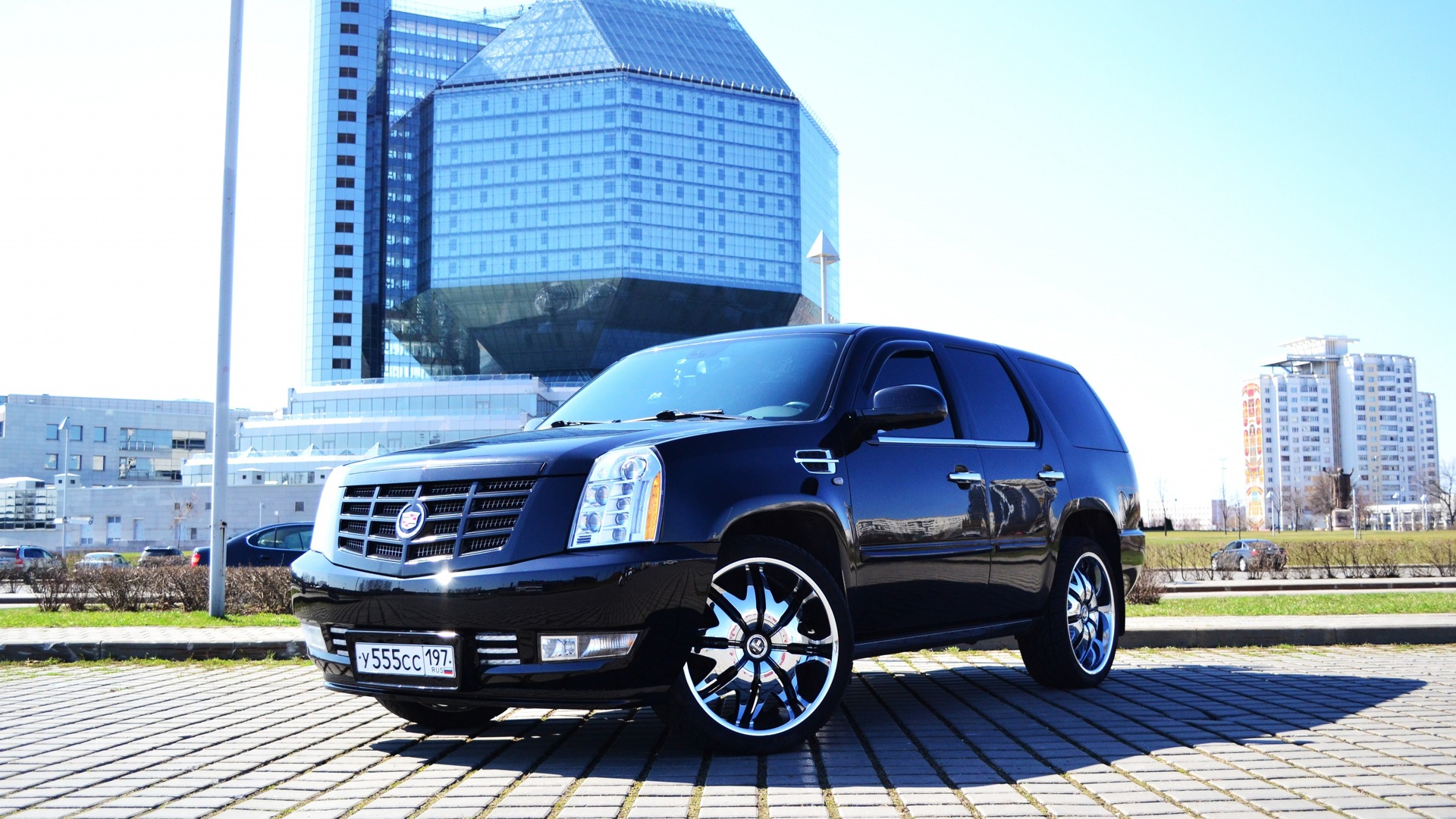 Cadillac escalade третьего поколения минусы