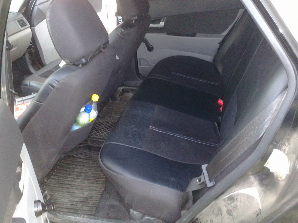 Проложил провода для усилка, и подключение к штатной — Lada Приора ...