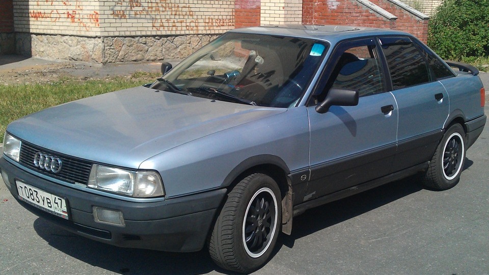 Blue 80. Audi 80 b3. Audi 80 серая. Ауди 80 бочка серая. Ауди 80 серый металлик.