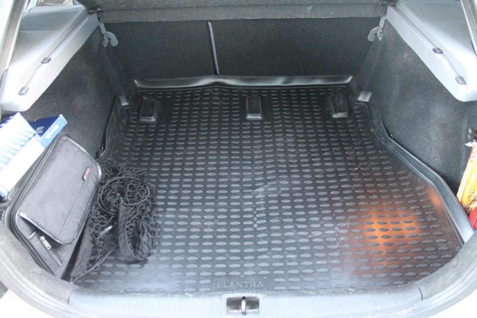 Полиуретановый ковер в багажник фирмы Novline — Hyundai Elantra (3G), 1 ...