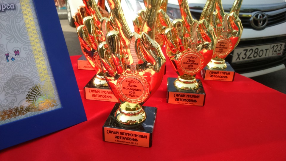 День молодёжи г. Кропоткин 2015 — Lada Приора хэтчбек, 1,6 л, 2010 года ...