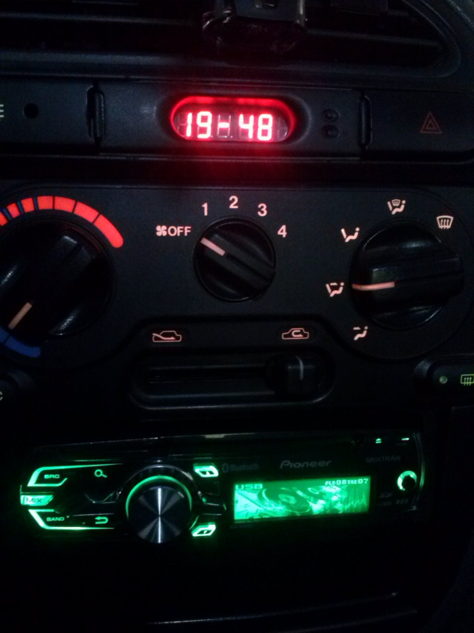 Замена лампочек на диоды в приборке. — Daewoo Lanos, 1,5 л, 2007 года ...