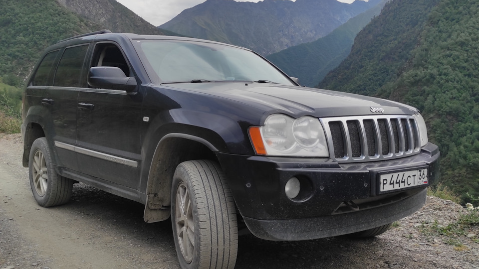 Джип гранд чероки 3.0 дизель 2012. Jeep Grand Cherokee 2006. Джип Гранд Чероки 2006.