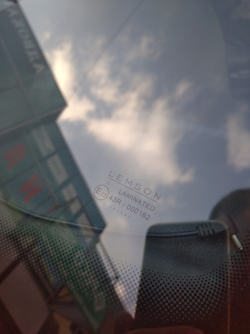 О замене лобового стекла и рукожопах — Skoda Octavia A4 Mk1, 1,6 л ...