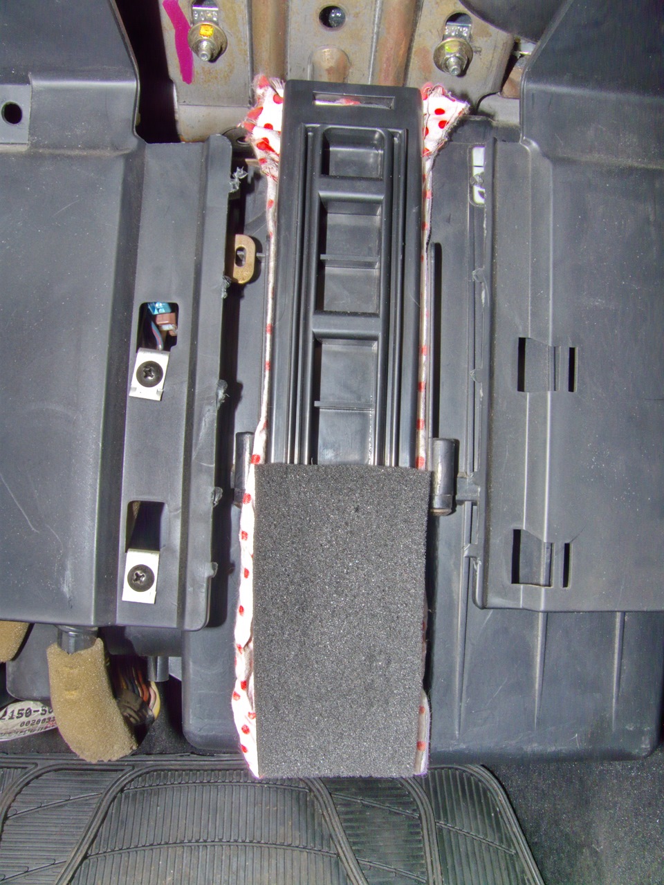 Как поменять салонный фильтр на хонда аскот