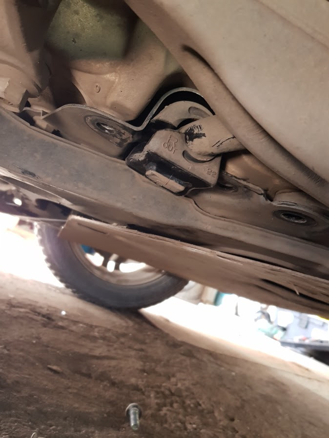 Замена втулок/стоек стабилизатора — Honda Civic 5D (8G), 1,8 л, 2007 ...