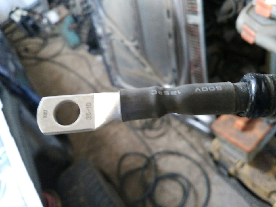 Плюсовая клемма стартера — Mercedes-Benz E-Class (W210), 2,2 л, 1998 ...