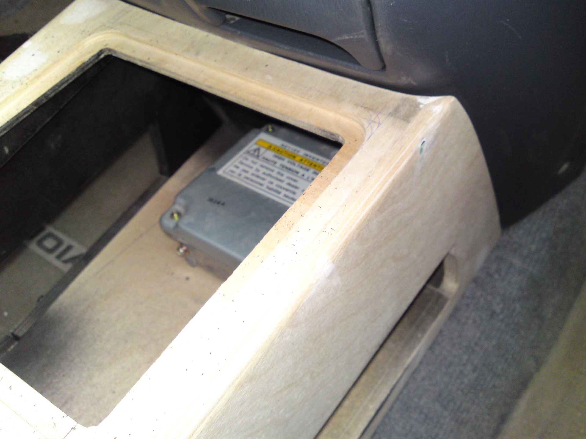 Middle console - Toyota Ipsum 20 L 1997