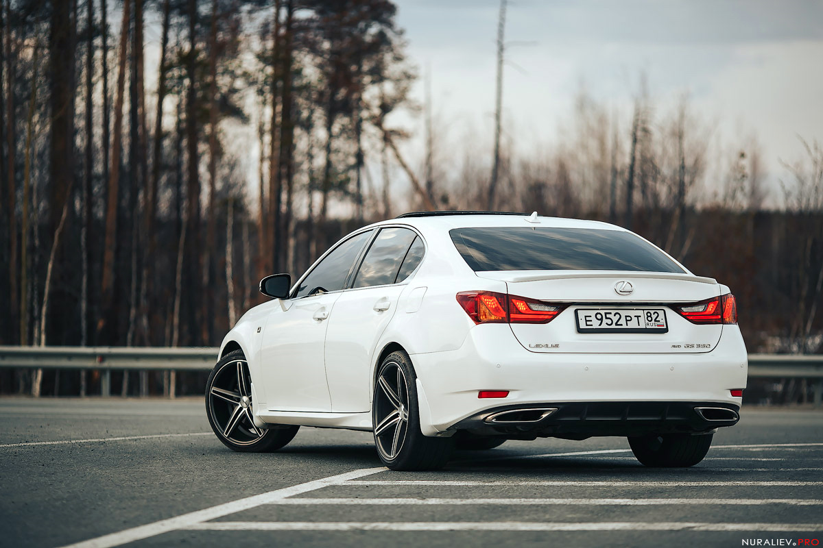 Lexus GS 350 F Sport White