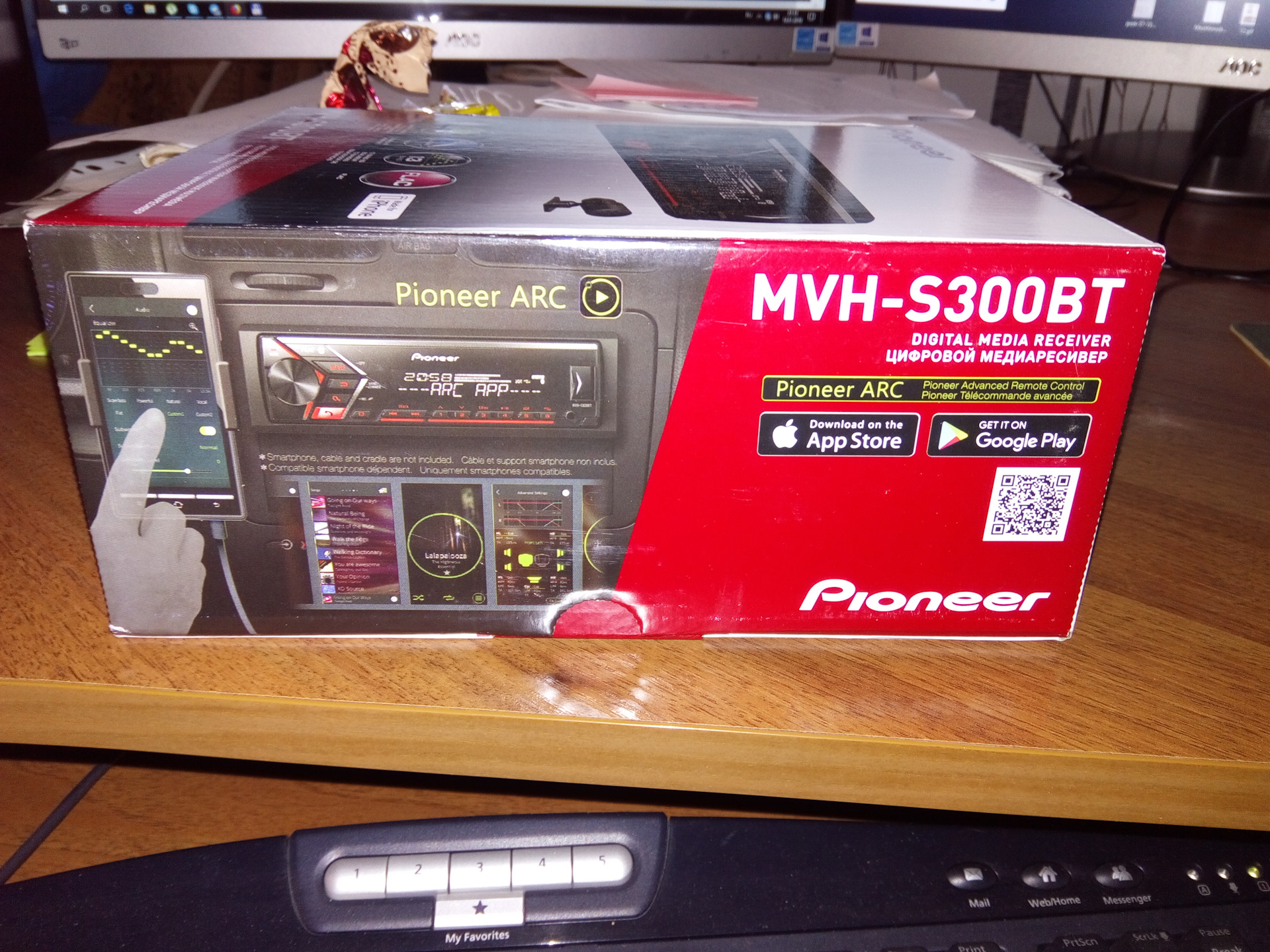 Pioneer mvh s215bt. MVH s300bt. Pioneer MVH-s300. Магнитола Pioneer 1 din. Pioneer MVH-s300 без.