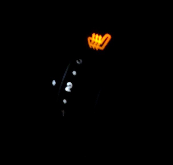 Подогрев задних сидений — Volkswagen Tiguan (1G), 2 л, 2011 года ...