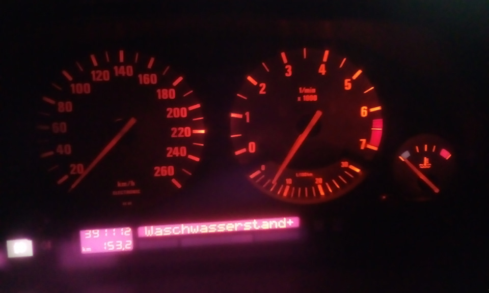 WTF? Тахометр сходит с ума по утрам — BMW 7 series (E32), 3 л, 1992 ...