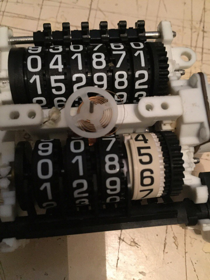 Замена одометра(спидометра), новая приборная панель — новый пробег ...