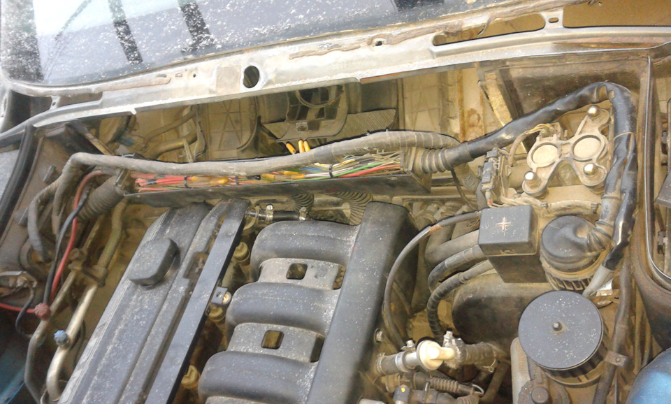 Дворники плохо чистят? меняй втулки. — BMW 5 series (E34), 2,5 л, 1991 ...