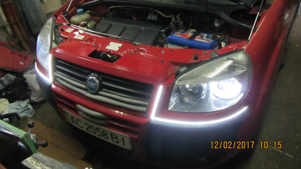 Дневные ходовые огни из светодиодной ленты — FIAT Doblo (1G), 1,9 л ...
