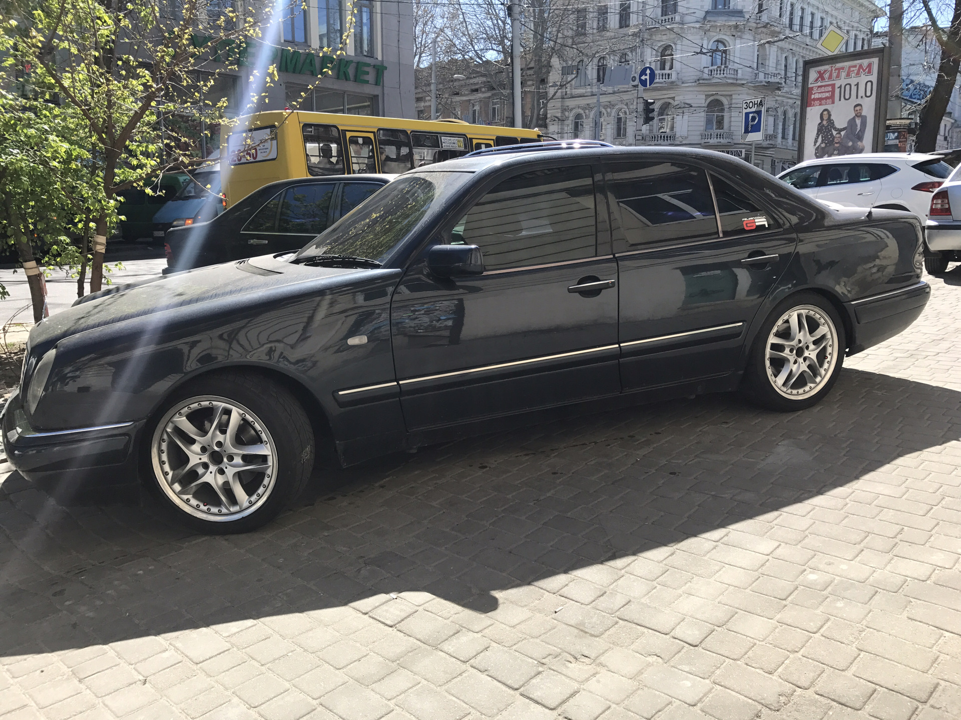 Диски 210. Mercedes w210 r18. Колеса w210 Mercedes r17. Mercedes w210 диски r18. Мерседес 210 r18.