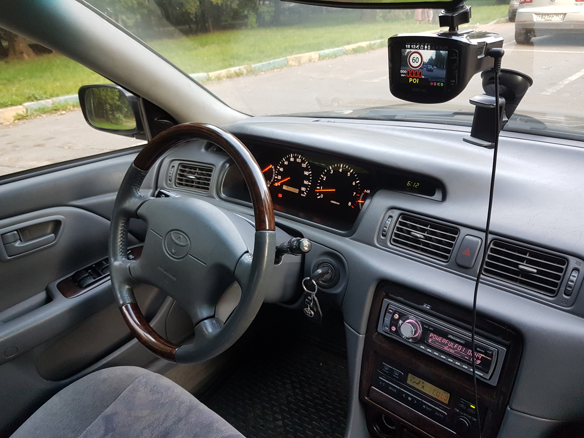 Toyota Camry xv20 Interior