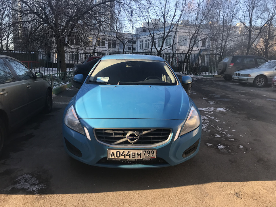 Фото в бортжурнале Volvo S60 (2G)