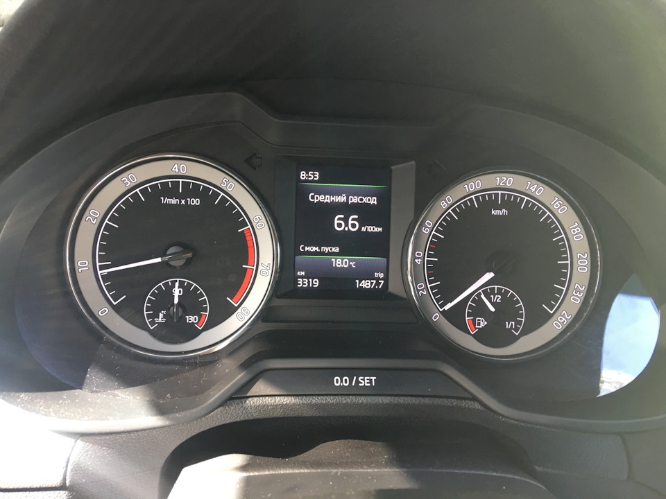 Расход топлива в режиме driving mode selection спорт — Skoda Octavia A7 Mk3, 1,8 л, 2017 года